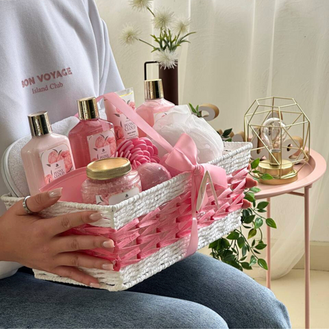 Peony Cloud Spa Gift Basket for Women – 13 Pieces